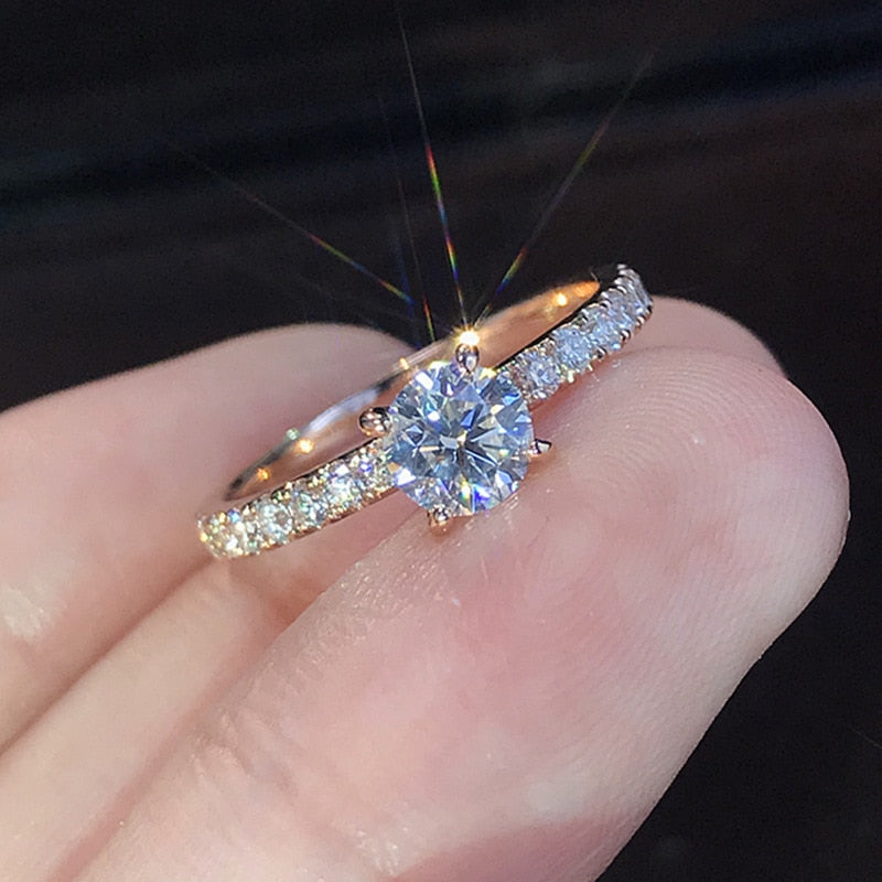 Anel Design Crystal Zircon