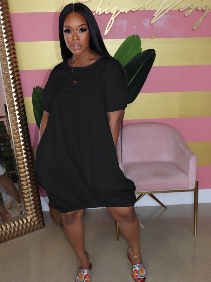Plus Size Vestido solto com decote redondo e ombro caído na altura do joelho