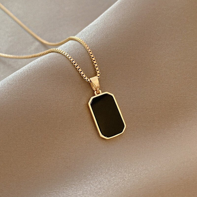 colar quadrado preto de aço inoxidável