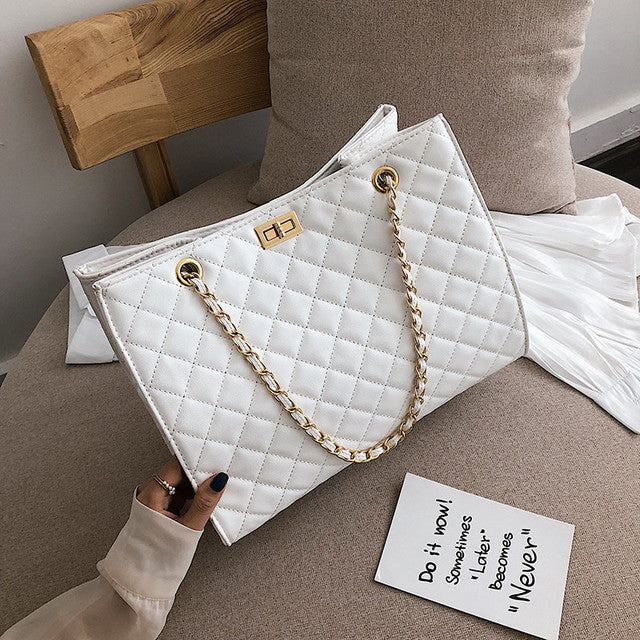 BOLSA FEMININA MODELO DIAMANTE
